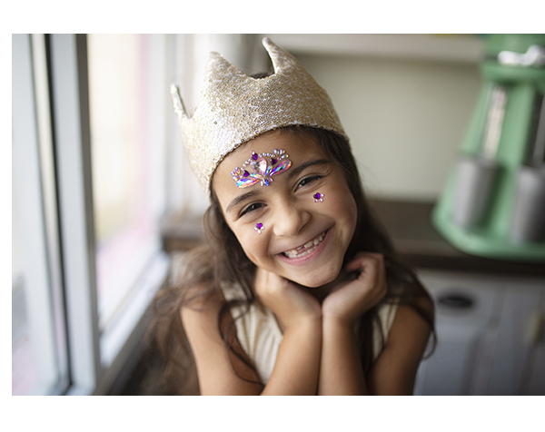 Gracious Gold Sequins Crown