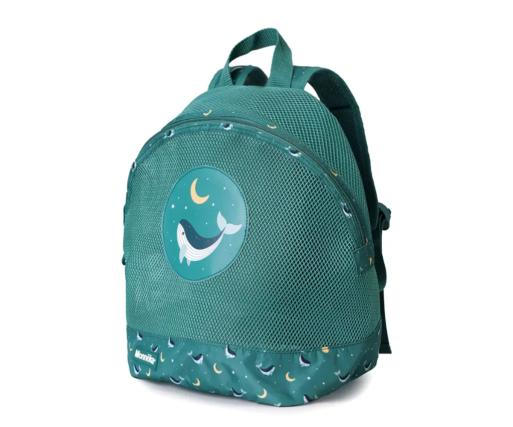 Mochila playa ballena verde 3.webp
