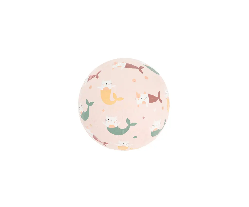 Pelota pequeña gatitos.webp