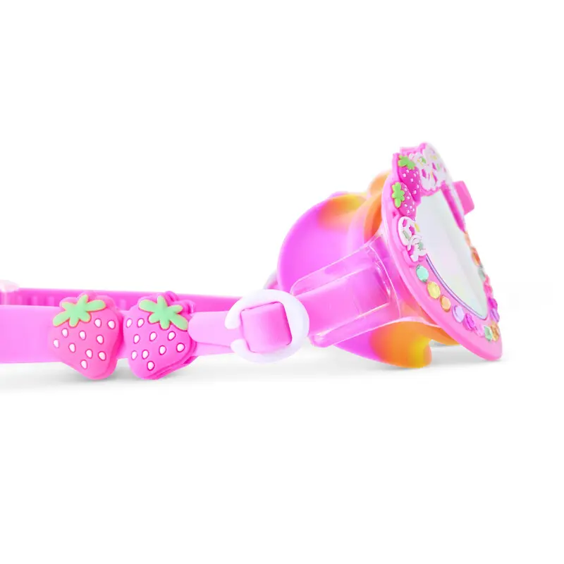 Gafas corazón fresas 2.webp